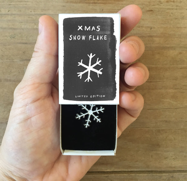 Frozen Snow Flake Pin: Xmess Special